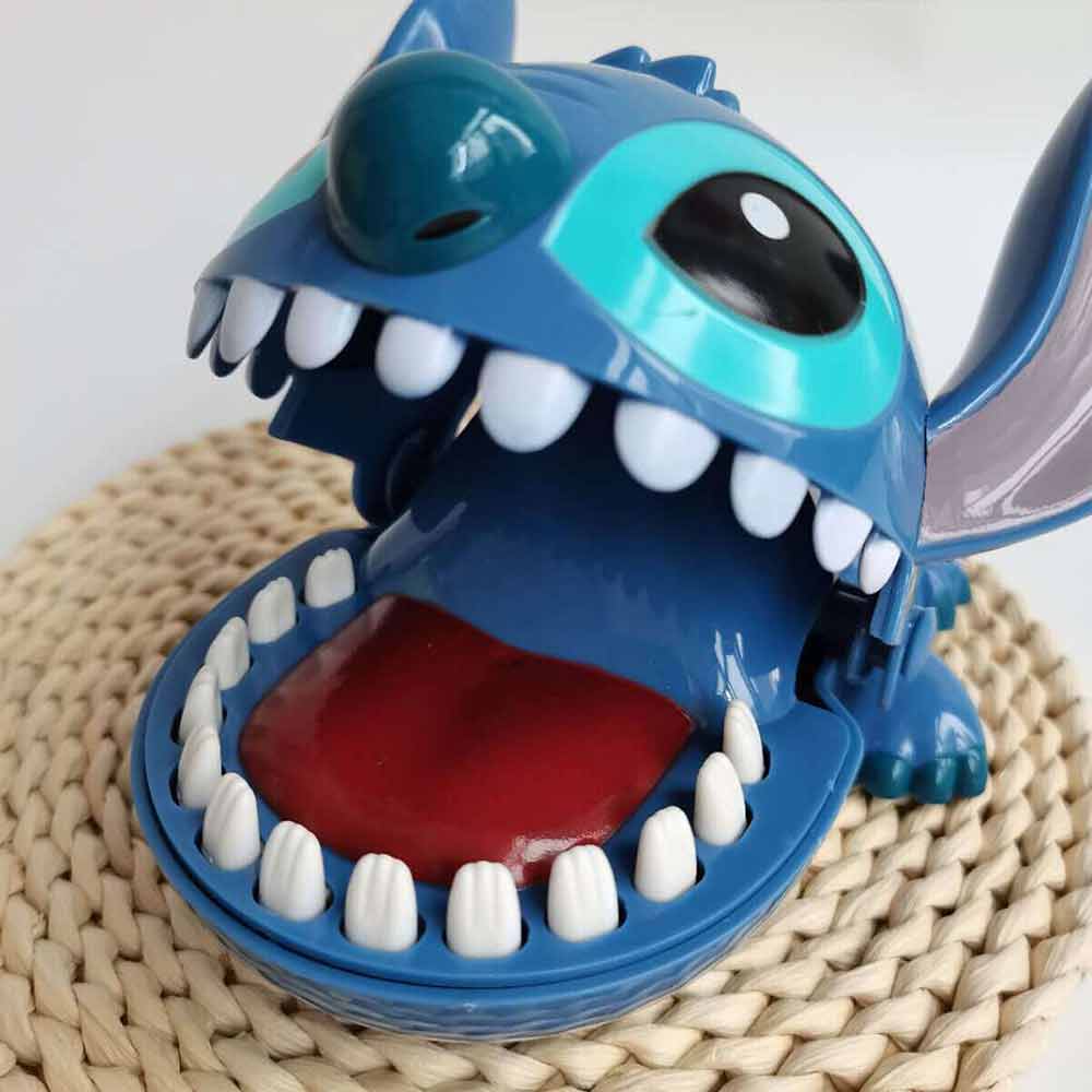 Big Mouth Bite Finger Game Figure Tricky Prank Tabletop Toy Cornerless Rounded
