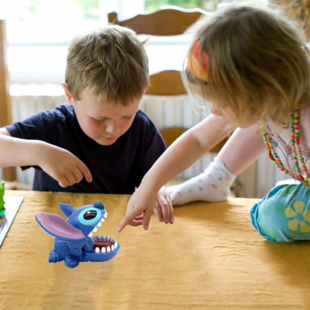 Big Mouth Bite Finger Game Figure Tricky Prank Tabletop Toy Cornerless Rounded