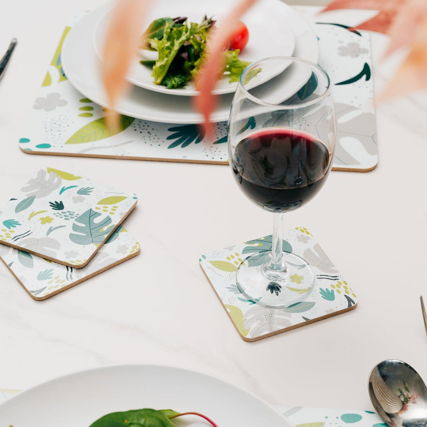 Clevinger 8 pcs MDF Placemats and Coasters Monstera