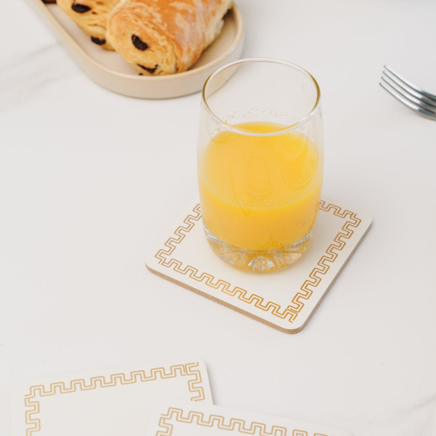 Clevinger 8 pcs MDF Placemats and Coasters Gold Border