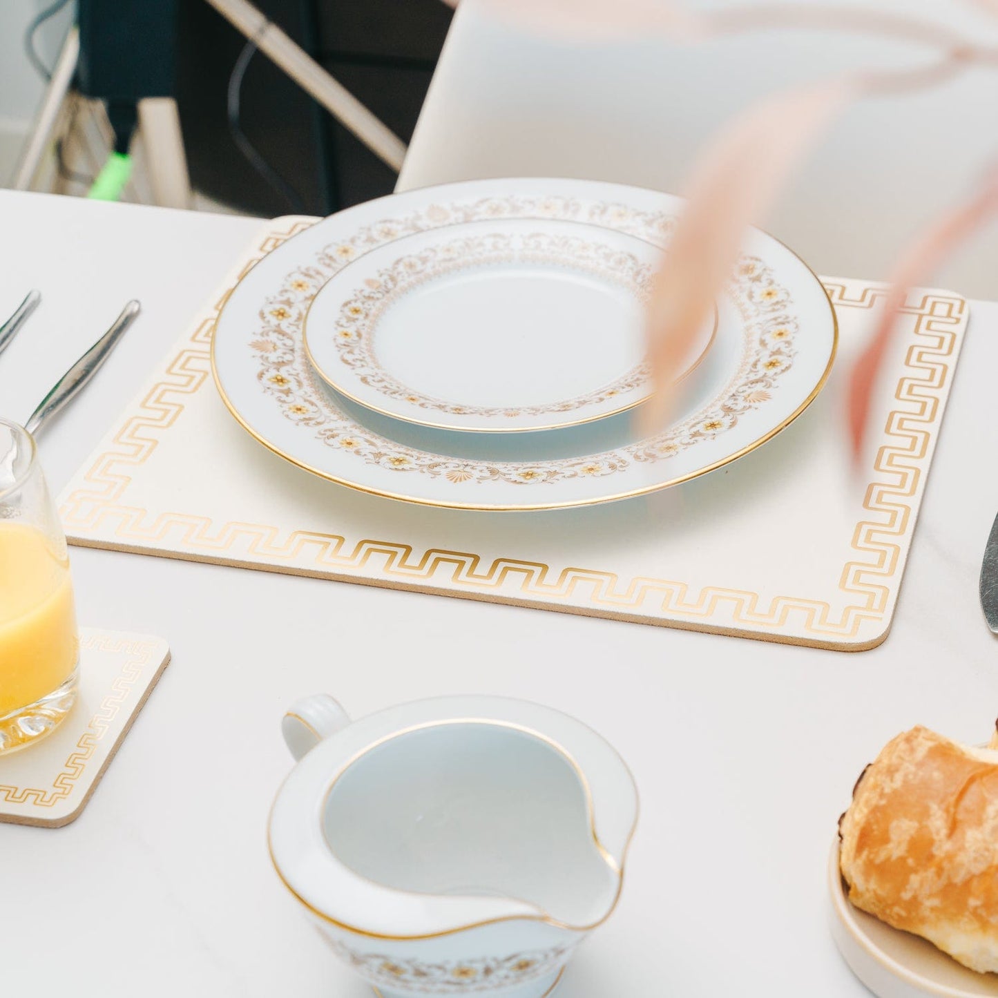 Clevinger 8 pcs MDF Placemats and Coasters Gold Border