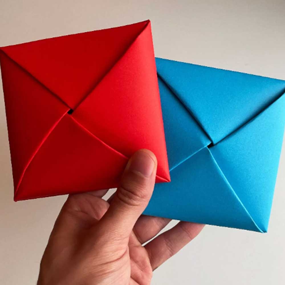 DDAKJI Games Battle Flip Challenge Squid Game Ready Made Large Cards Easy Flip