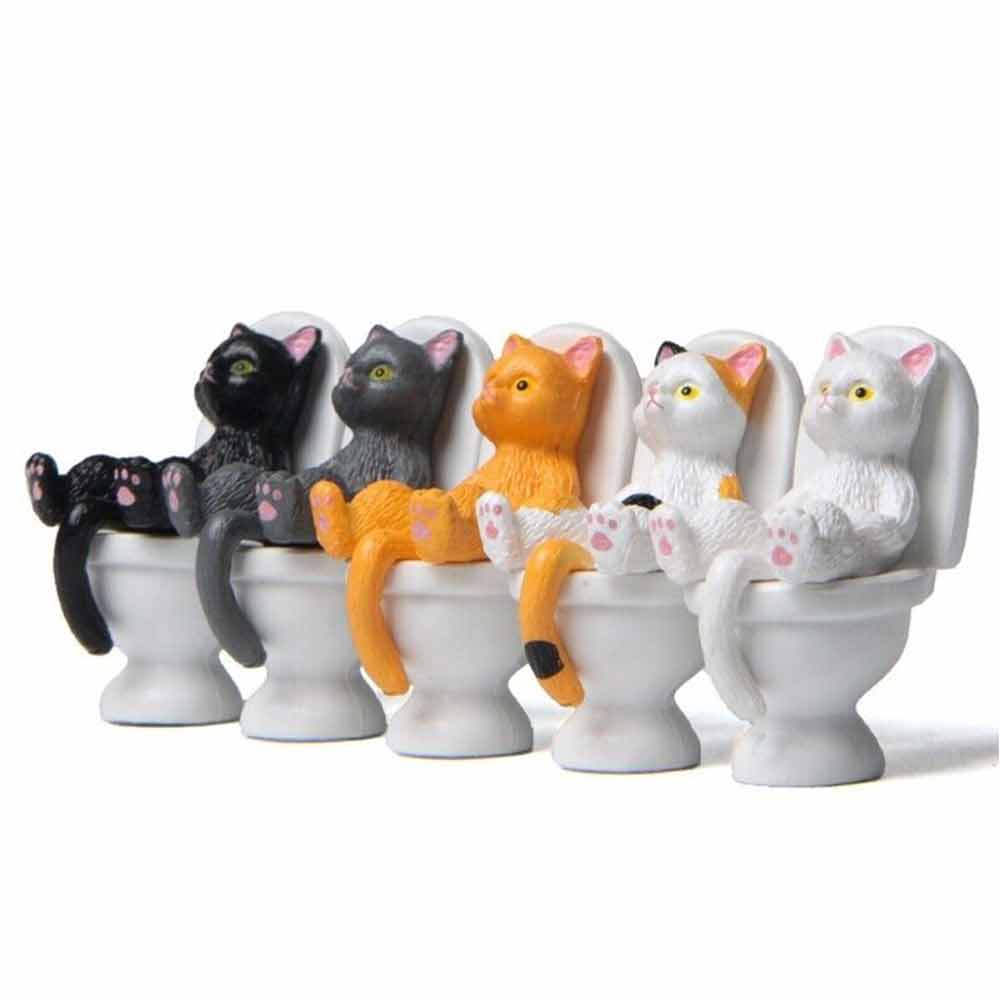 Cat On Toilet Statue Landscape Figurine Home Decorations Miniatures Ornament