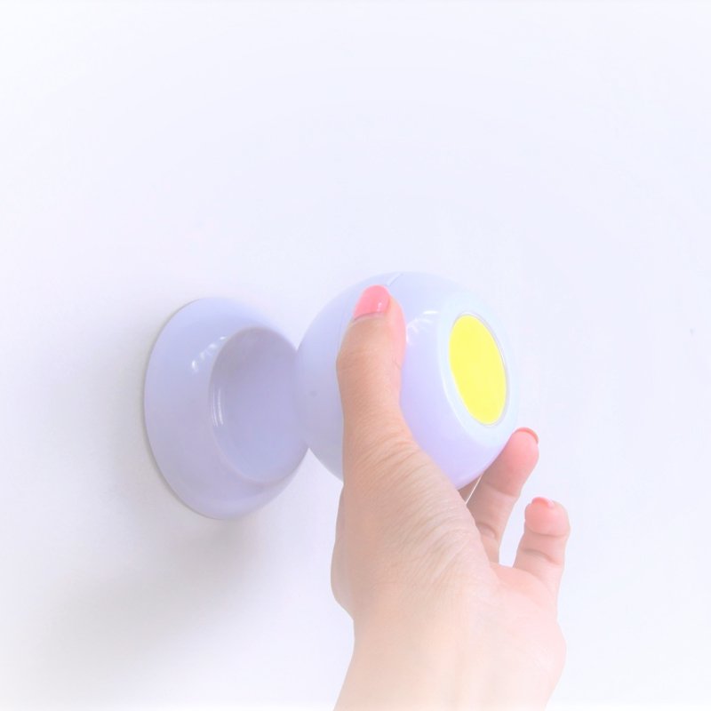Brillar Wireless Swivel Ball LED Light