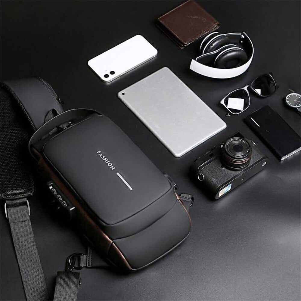Men Sling Crossbody Bag Anti-theft Chest Shoulder Messenger Backpack USB Port