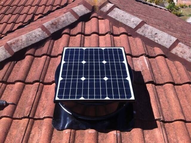 SolarKing Solar Roof Fan/Solar Roof Ventilation Fan 35 Watts 15V (320MM SRVF V2)
