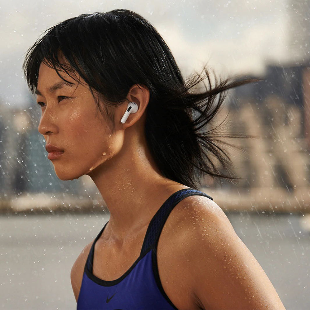 True Wireless Earphones True Wireless Earphone/Headphones White BT241 USP
