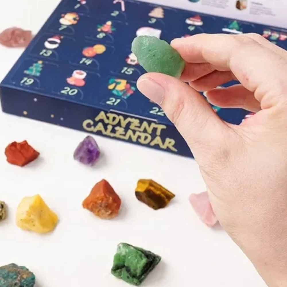 Crystal Advent Calendar 2026 – 24 Mock Gemstone & Mineral Christmas Countdown