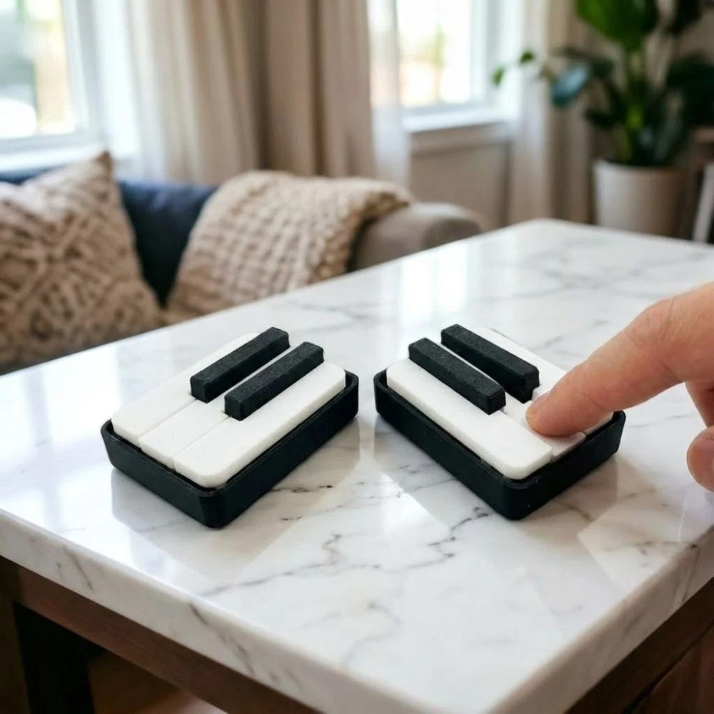 Piano Stress Clicker Keychain – 3D Printed Novelty Keyboard Fidget Toy