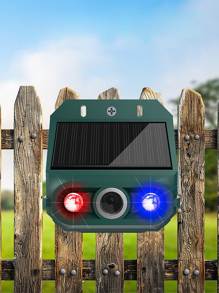 Ultrasonic Cat Dog Fox Pest Motion Sensor Repeller Scarer Deterrent Repellent