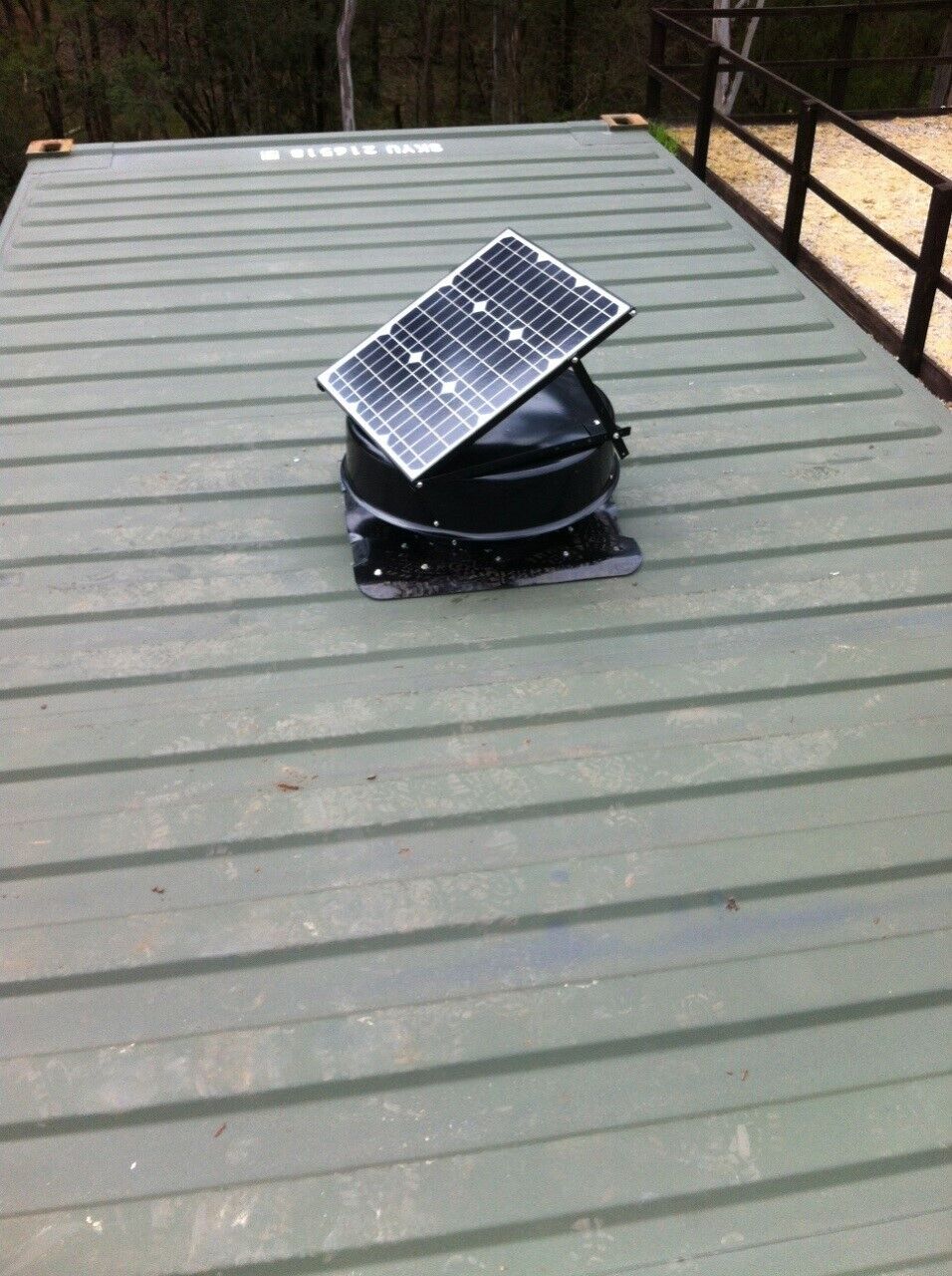 SolarKing Solar Roof Fan/Solar Roof Ventilation Fan 35 Watts 15V (320MM SRVF V2)