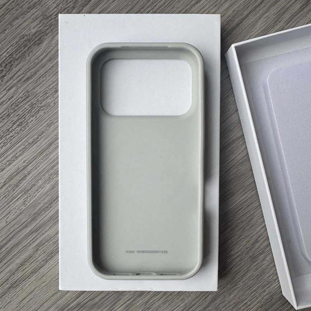 Sliver Aluminum Phone Case for iPhone 16 Pro - Grooved Textured Hard Cover