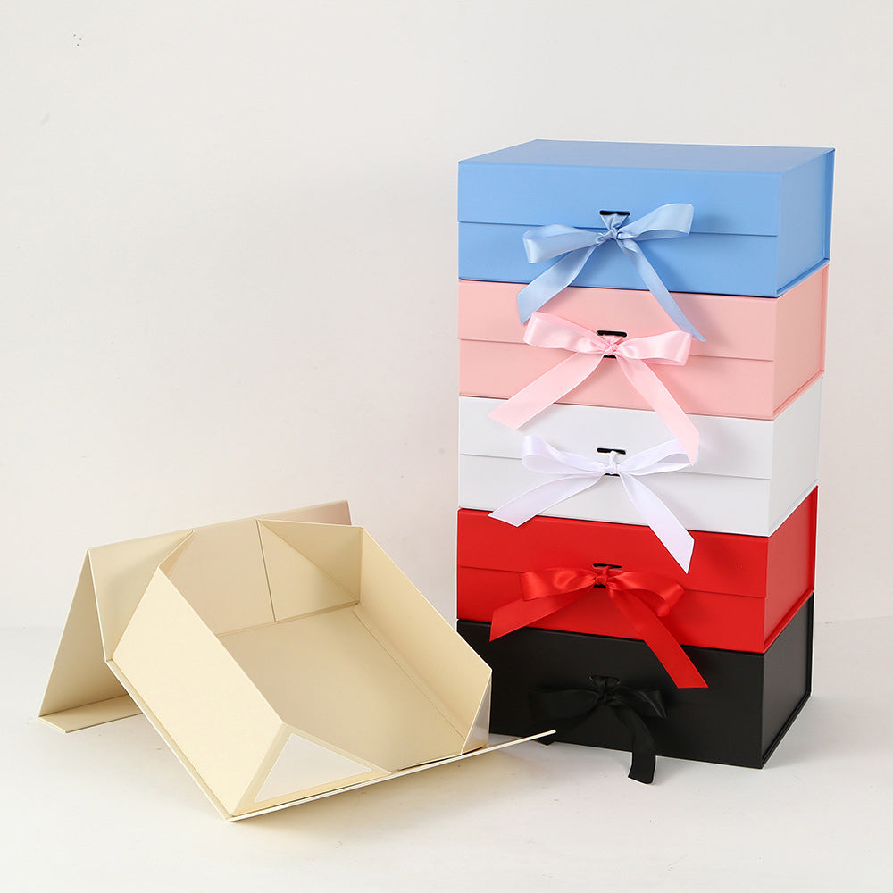 1x Flat Pack Gift Box - Reusable Cardboard Packaging (22x17x8.5cm) for Birthdays, Weddings & Corporate Gifts