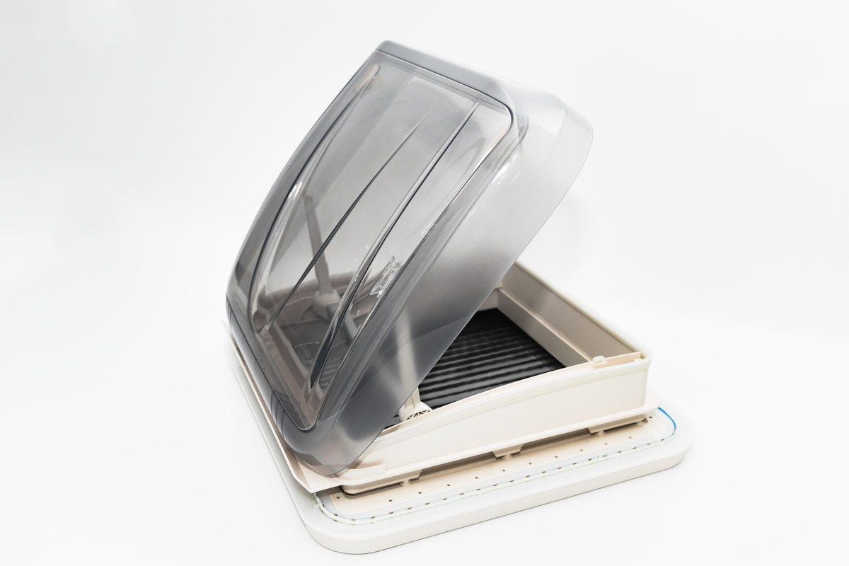 Caravan Roof Hatch 400 × 400mm – Skylight with Pleated Blind & LED Halo