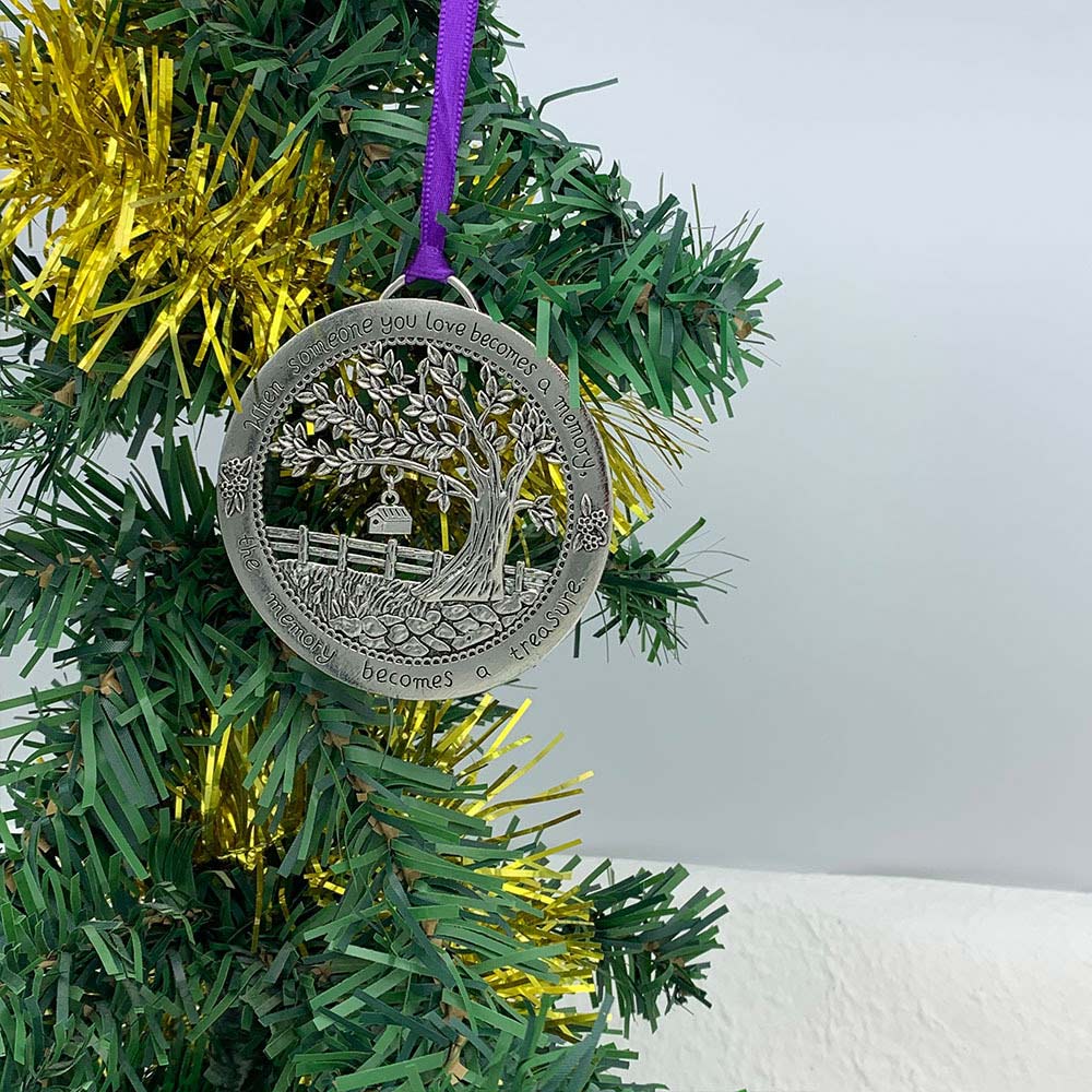 Memory Wall Tree Keepsake - Hanging Metal Sign Plaque Ornament for Loved Ones