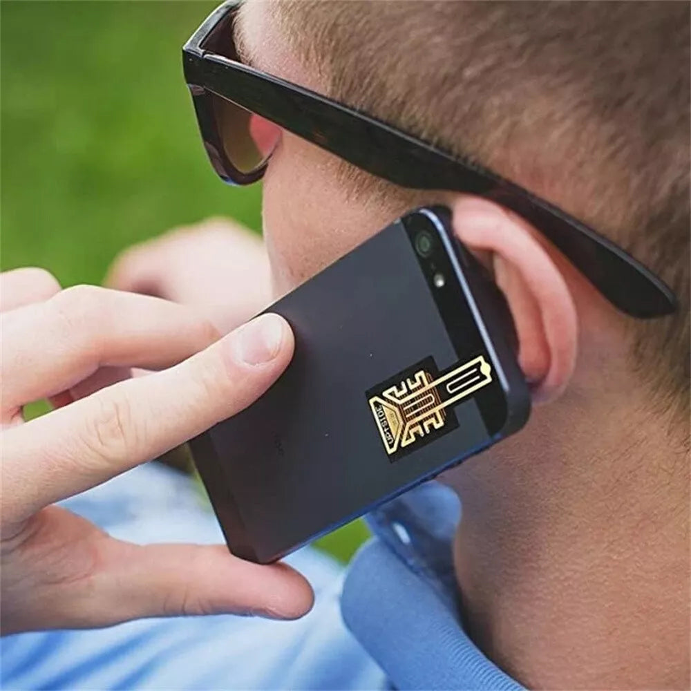 Mobile Signal Enhancement Sticker – Antenna Booster for Phone Signal Reception
