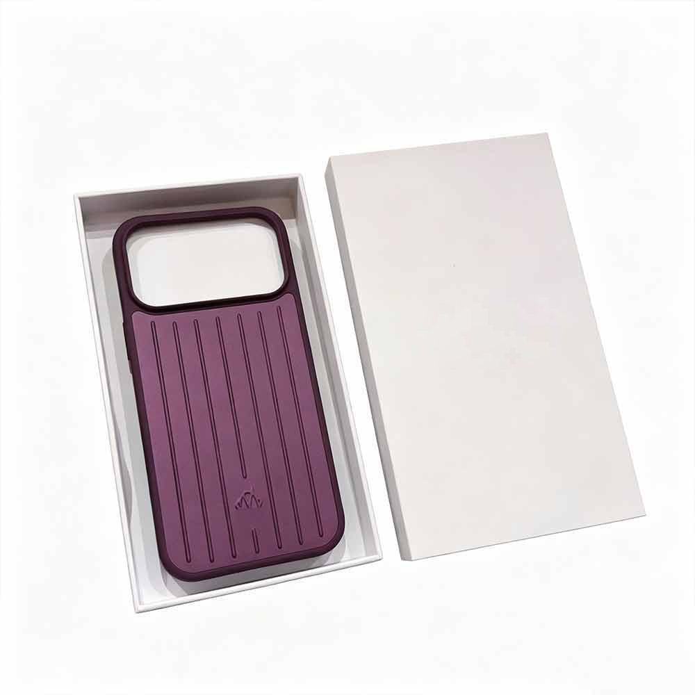 Burgundy Phone Case for iPhone 18 Pro Max – Aluminum-Look Hard Shell Cover