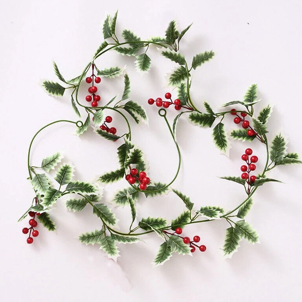 2Pcs 2.2M Christmas Garland with Holly Leaves & Red Berries Artificial Greenery for Fireplace, Stairs & Door Decor
﻿