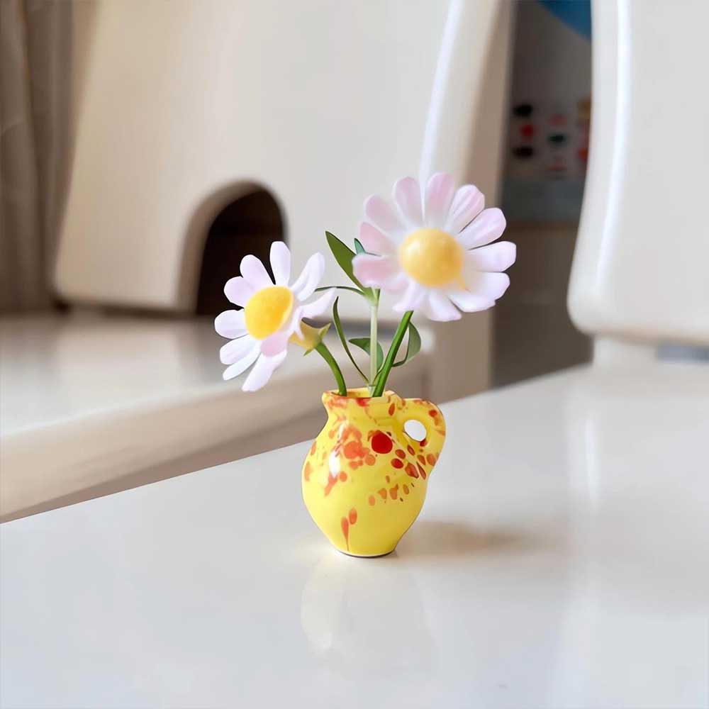 8PCS Mini Resin Vase Magnets - 3D Empty Vase Fridge Decor Set (Flowers Not Included)