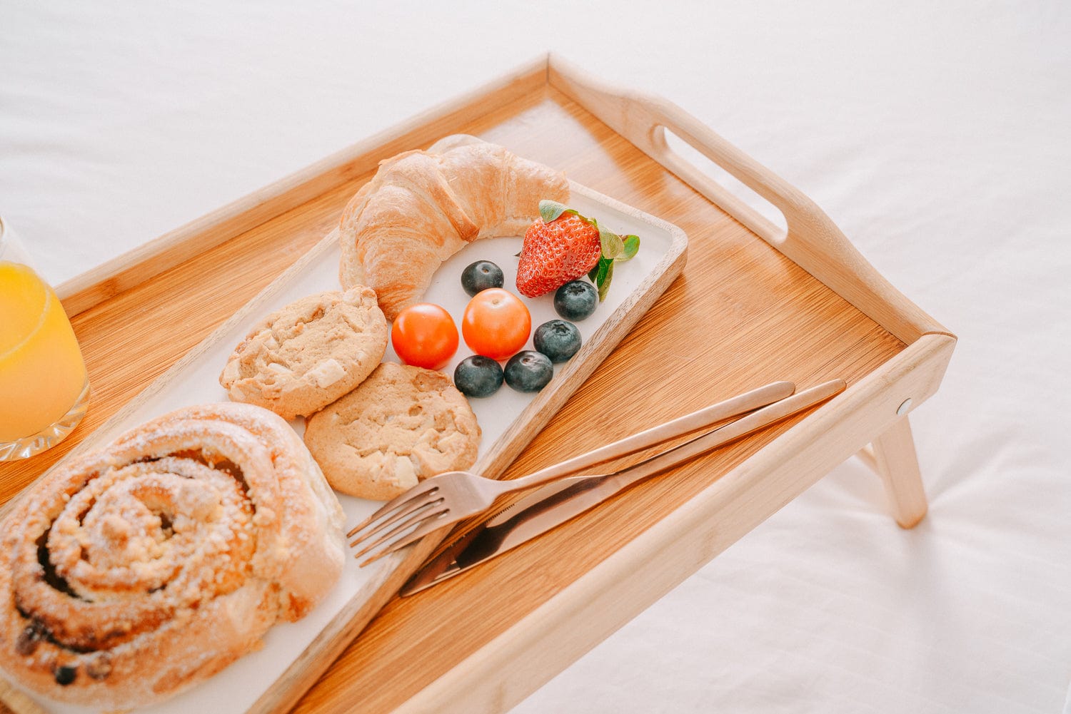 Foldable Bamboo Bed Tray / Breakfast Serving Table