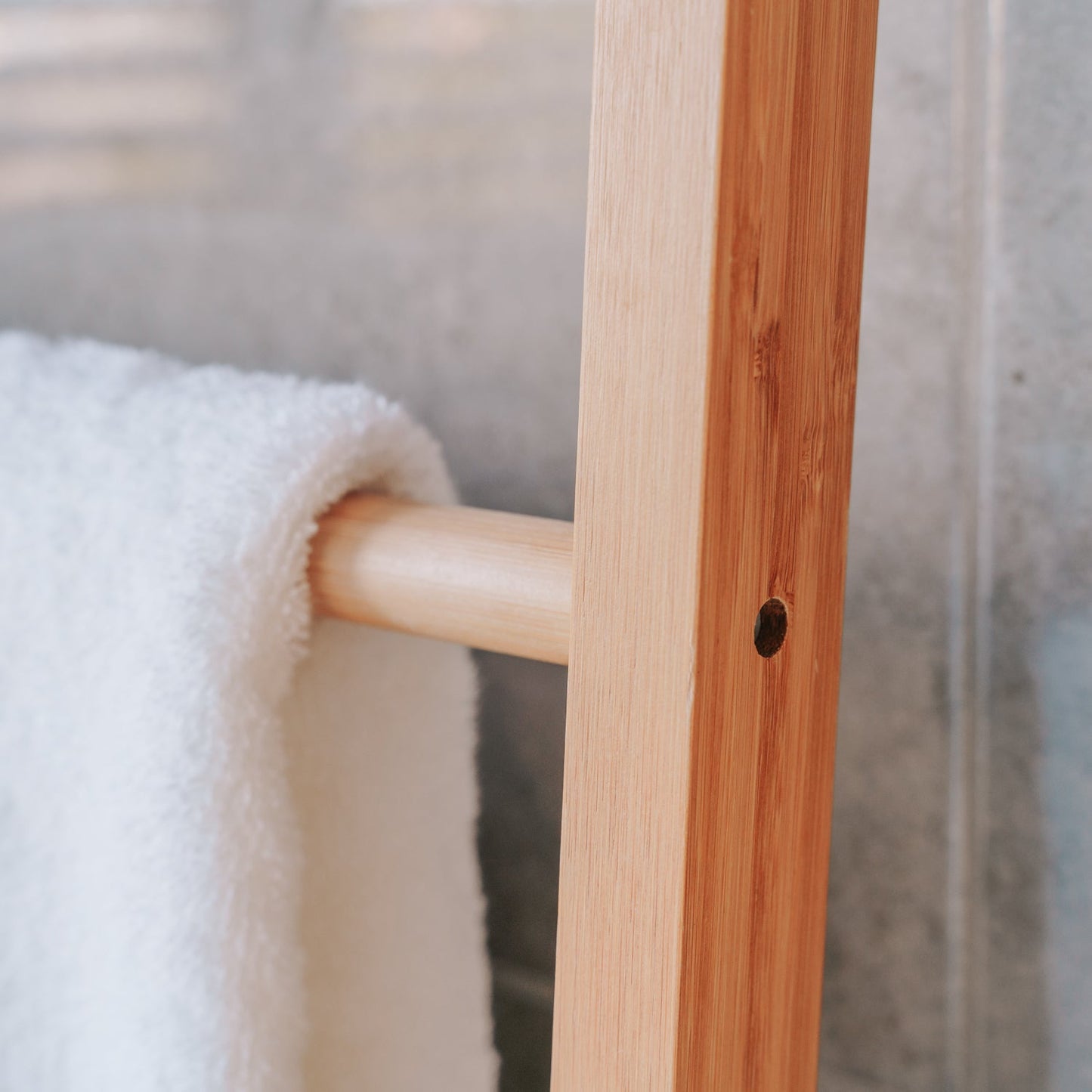 180cm 6 Steps Bamboo Towel Ladder