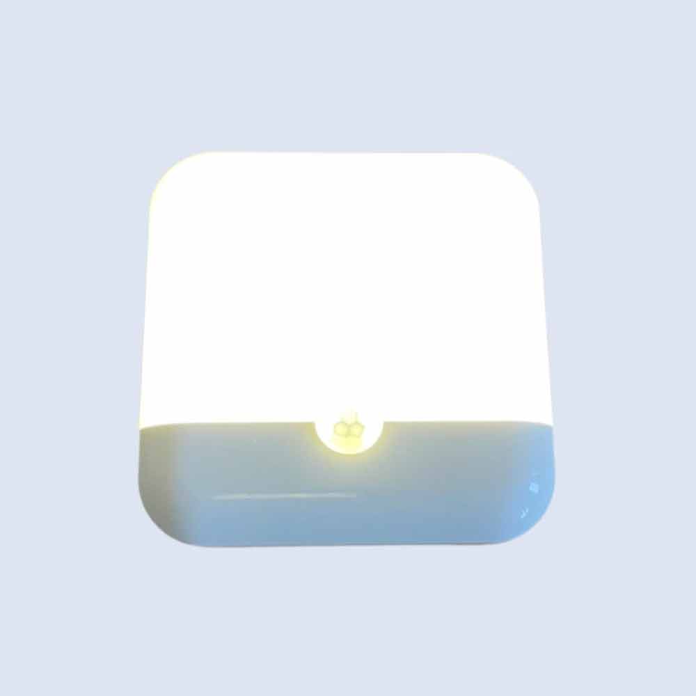 Motion Sensor Night Light – USB Rechargeable PIR Bi-Colour Lamp for Bathroom, Magnetic