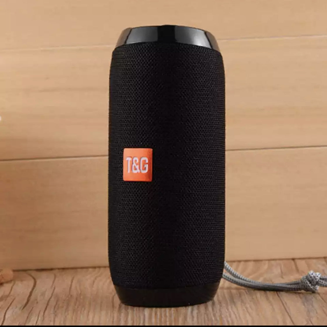Portable Wireless Bluetooth USB Speaker – Mini Outdoor Speaker with TF Card & FM Radio