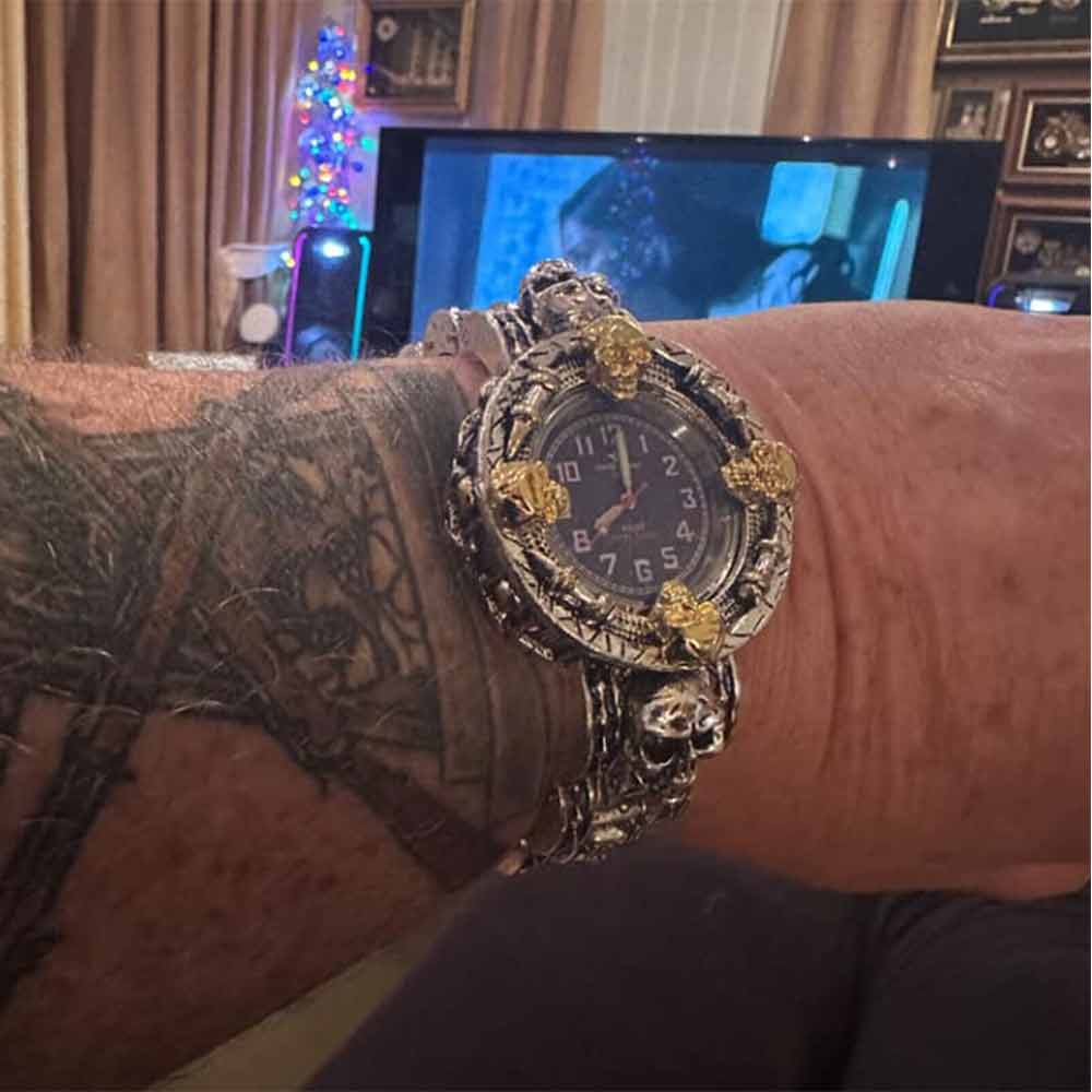 Punk Skull Watch for Men Women Cool Style Wrist Watches Gift Box