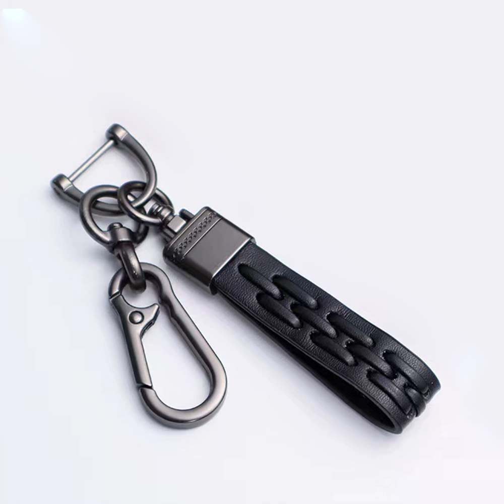 PU Leather Stylish Keyring for Car Keys - Metal Keychain with Carabiner and Key Ring
