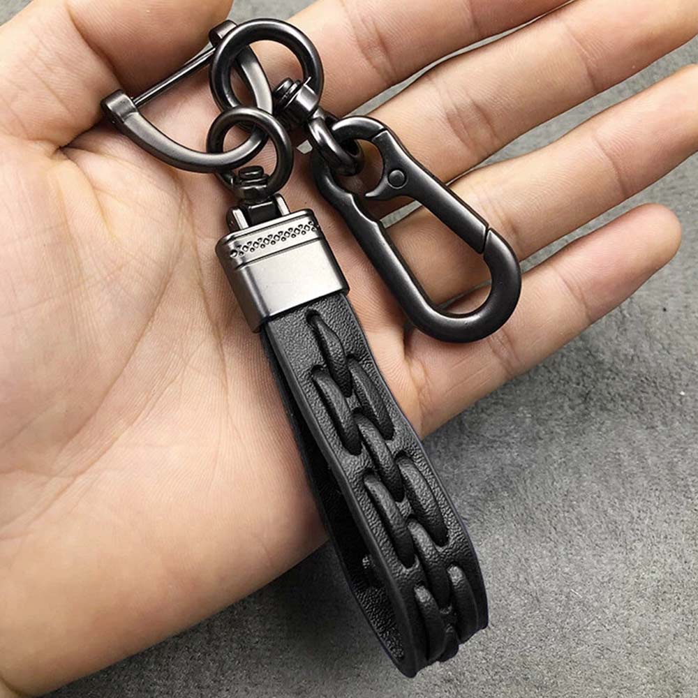 PU Leather Stylish Keyring for Car Keys - Metal Keychain with Carabiner and Key Ring
