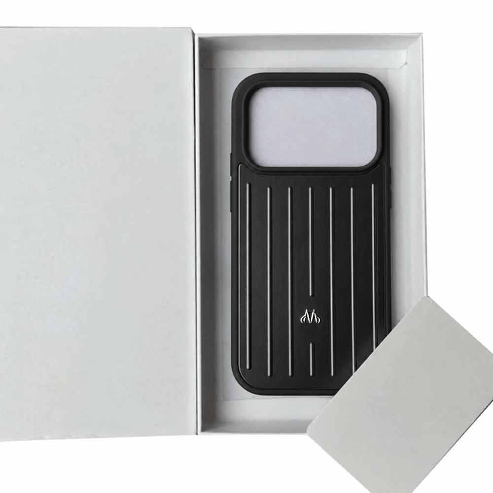 Aluminum-Look iPhone 18 Pro Max Case – Black Grooved Back Cover with Grip