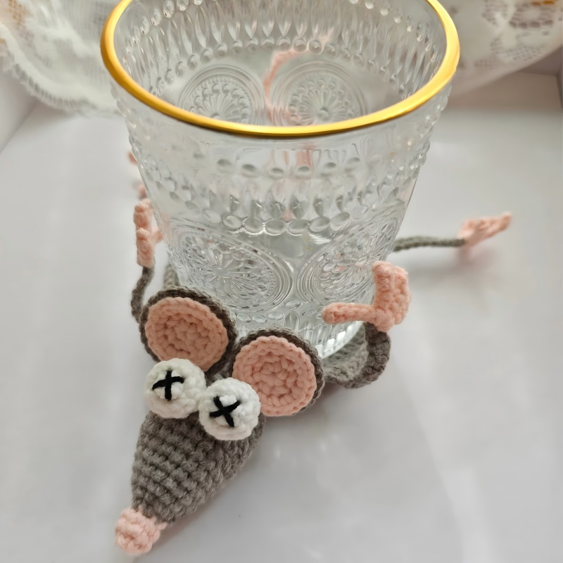 Handmade Crochet 3D Animal Coaster – Cute Knitted Mug Rug, Round Drink Cup Mat